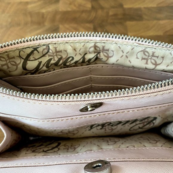 GUESS PALE PINK CROSSBODY - Picture 6 of 7